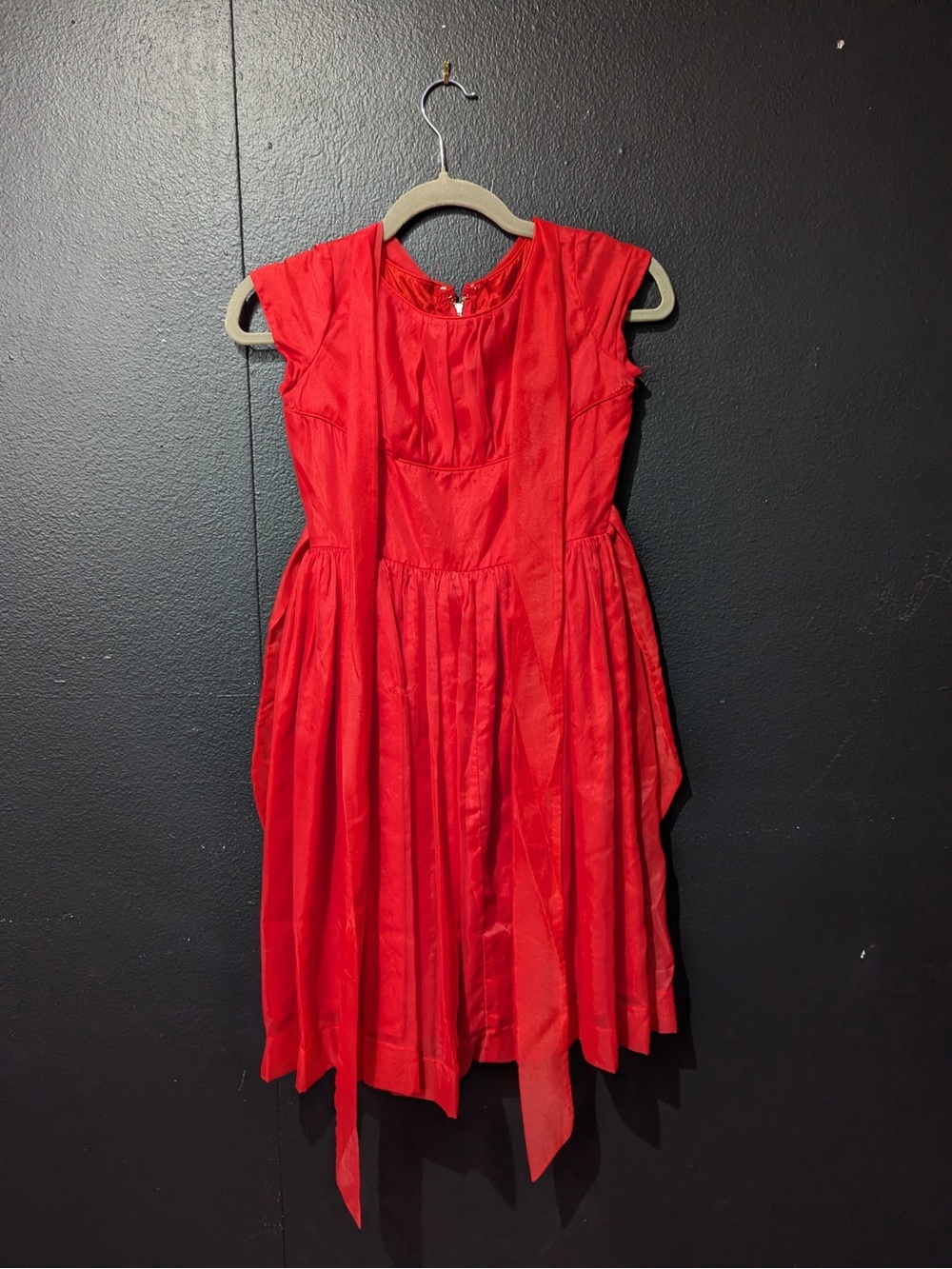 Girls' Vintage Red Party Dress - Classic Cap Sleeve Style